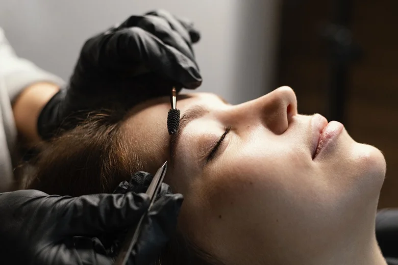 Augenbrauen Zupfen waiblingen