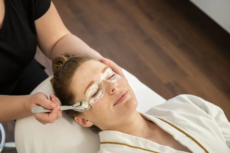 Grundbehandlung Gesichtsbehandlungen waiblingen